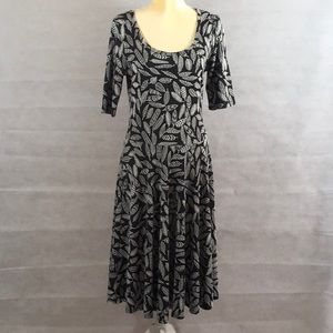 LulaRoe Dress size XL Feather print